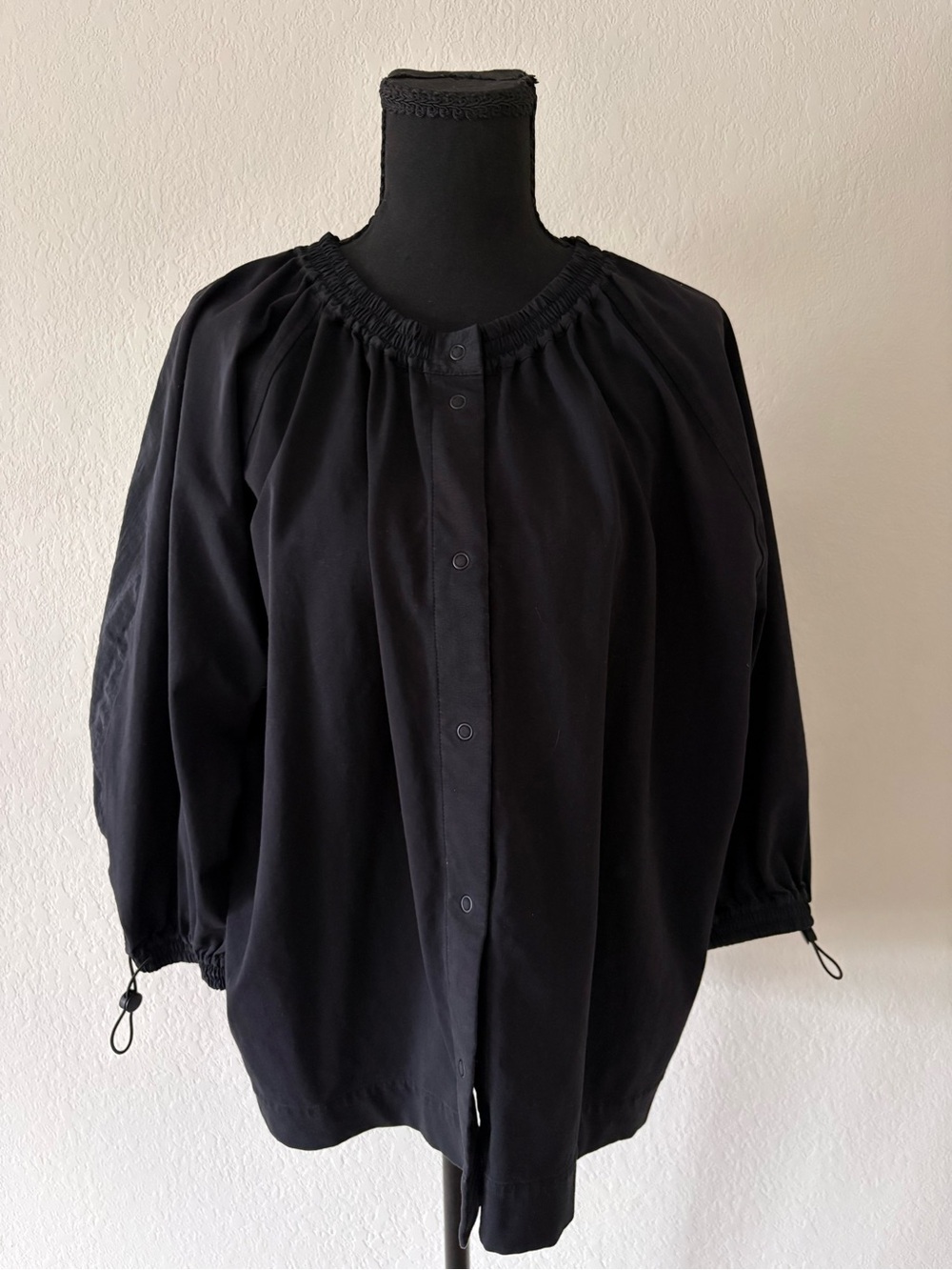 COS Mixed Media Black Peasant Blouse - Women's Snap Closure Front Top Sz M EUC